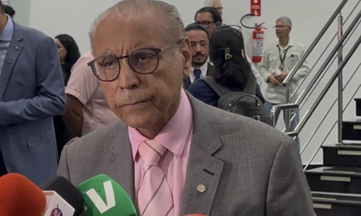 Após derrota nas urnas, Júlio Campos descarta cargo no governo e anuncia dedicação aos negócios da família